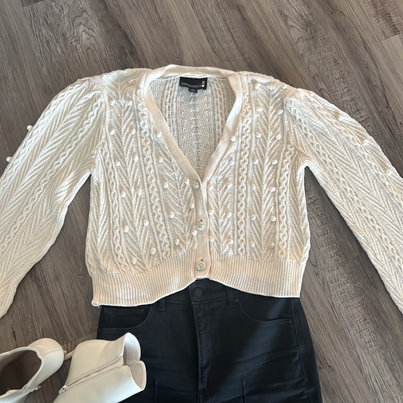 Lantern sleeve cream sweater - Picture 4 of 4